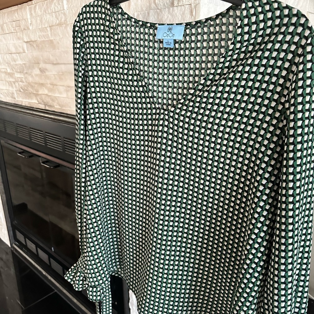 CE CE Chic Green Patterned Women's Top